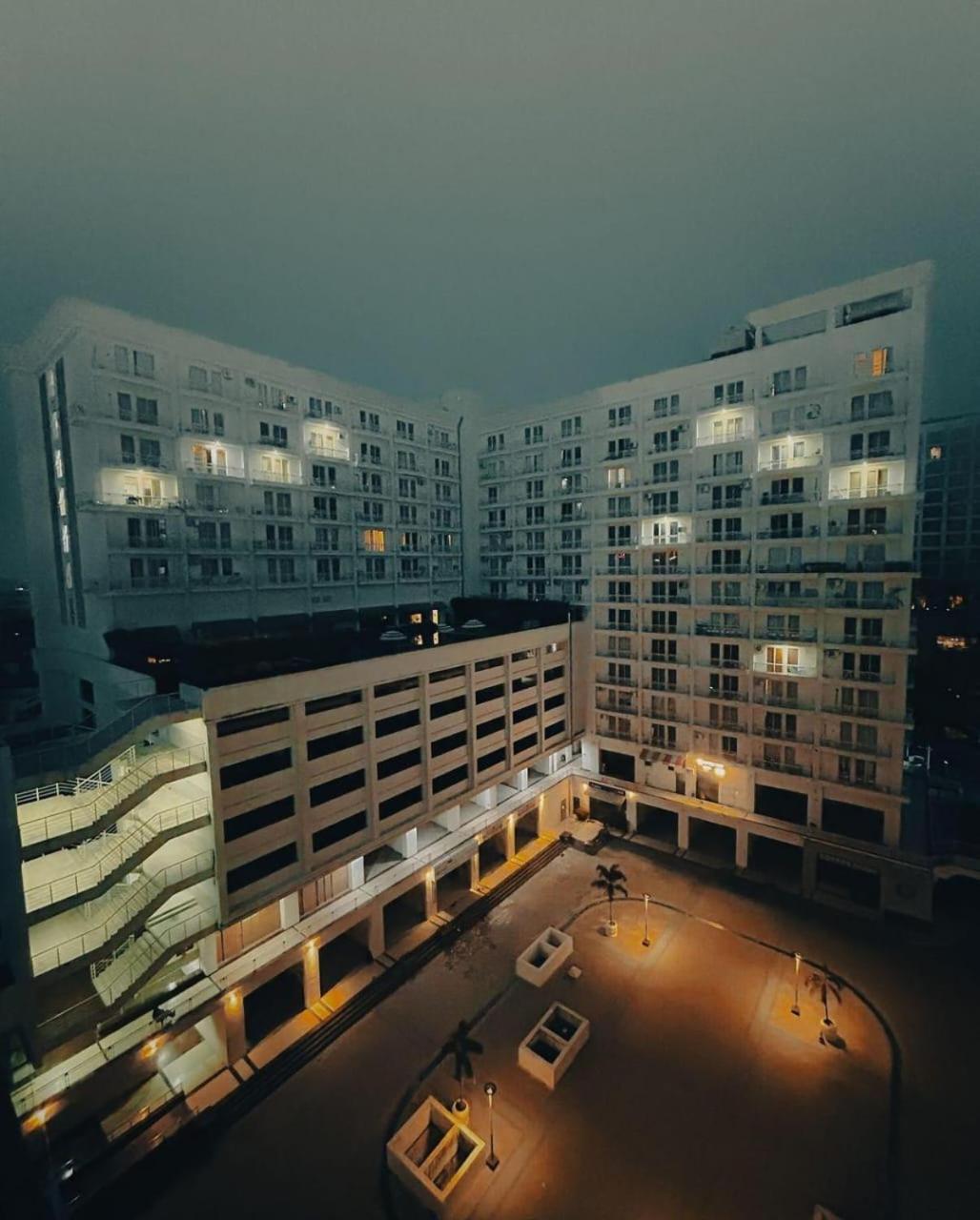 Dolphin Inn & Suites Manhattan Lucknow Bagian luar foto